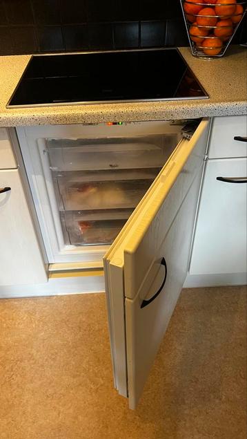 Inbouw vriezer Whirlpool beschikbaar voor biedingen