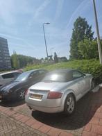 Audi TT 1.8 T Roadster 110KW 2002 Grijs, Auto's, Audi, Voorwielaandrijving, 65 €/maand, TT, Zwart