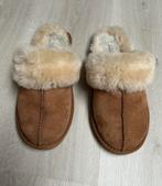 Suede gevoerde sloffen/pantoffels, picnic, maat 41, Kleding | Dames, Bruin, Ophalen of Verzenden, Zo goed als nieuw, Pantoffels of Sloffen