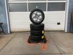 B.M.W.  1 + 2.  Serie.  All - Season Set.  205 - 55 - 16., Ophalen, Gebruikt, 16 inch, Banden en Velgen