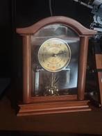 Vintage Tafelklok met Houten Frame, Ophalen of Verzenden
