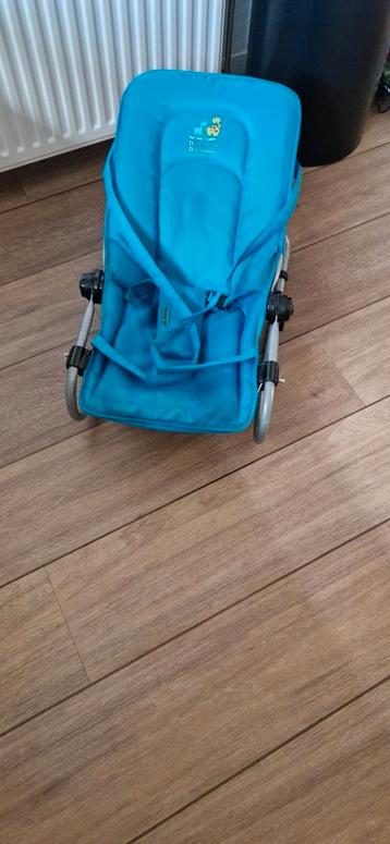 Net wipstoeltje prenatal met eventueel activity trainer  beschikbaar voor biedingen