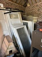 Kozijnen, ramen, deuren, Doe-het-zelf en Verbouw, Kozijnen en Schuifpuien, Gebruikt, Raamkozijn, 150 tot 225 cm, Inclusief glas