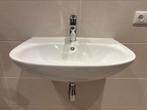 Villaroy & Boch wastafel + kraan locatie GOUDA, Huis en Inrichting, Zo goed als nieuw, Minder dan 100 cm, Wasbak of Wastafel, 25 tot 50 cm