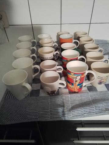20 Koffiekoppen met Oor - €10 beschikbaar voor biedingen