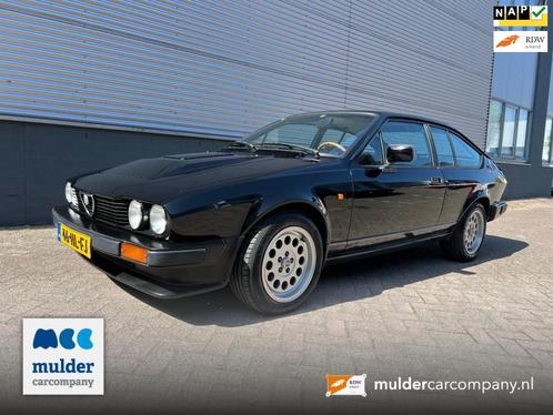 Alfa Romeo GTV 2.5 V6 Icoon van een auto. Rijklaar!, Auto's, Alfa Romeo, Bedrijf, Te koop, GTV, Airconditioning, Lichtmetalen velgen