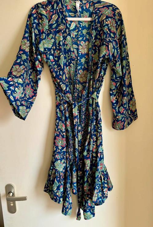 Kimono jurkje, van Gold & Silver maat 1 blauw met bloemen, Kleding | Dames, Jurken, Zo goed als nieuw, Maat 38/40 (M), Blauw, Boven de knie