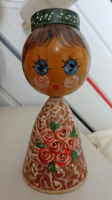 Vintage houten popje Salvo Estland USSR beschikbaar voor biedingen