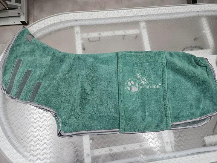 Show tech badjas hond NIEUW maat S en/of M, Dieren en Toebehoren, Hondenkleding, Nieuw, Hondenbadjas, Ophalen of Verzenden