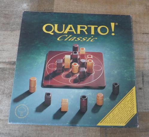 Quarto Classic vanaf 6 jaar., Hobby en Vrije tijd, Gezelschapsspellen | Bordspellen, Zo goed als nieuw, Een of twee spelers, Ophalen of Verzenden