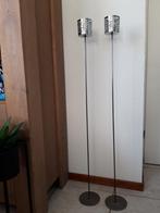 Te koop: 2 trendy metalen kandelaars/theelichthouder op voet, Ophalen, Overige kleuren, Zo goed als nieuw, Kandelaar