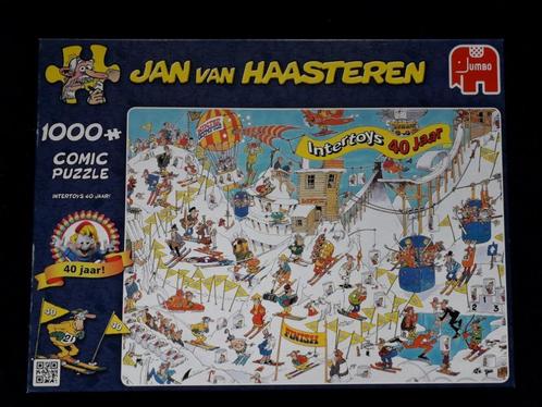 Jan van Haasteren - Intertoys 40 jaar!, Hobby en Vrije tijd, Denksport en Puzzels, Zo goed als nieuw, Legpuzzel, 500 t/m 1500 stukjes
