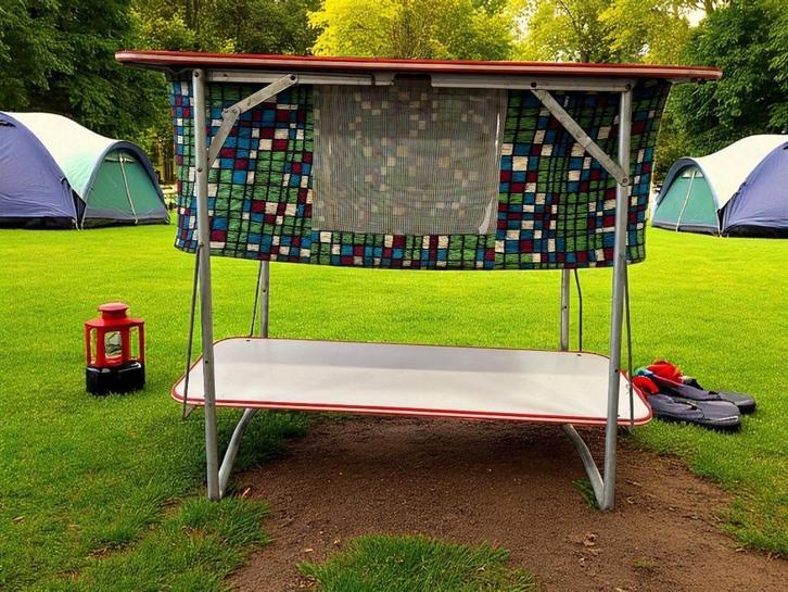 vintage inklapbare camping tafel / kampeertafel, Caravans en Kamperen, Kampeermeubelen, Gebruikt, Campingtafel, Ophalen