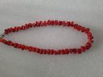 Ketting bloedkoraal geknoopt, Sieraden, Tassen en Uiterlijk, Ophalen of Verzenden, Zo goed als nieuw, Rood, Steen of Mineraal
