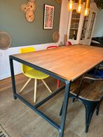 Houten tafel met stalen frame - 220cm, Huis en Inrichting, Tafels | Eettafels, Ophalen, 100 tot 150 cm, 200 cm of meer, Zo goed als nieuw