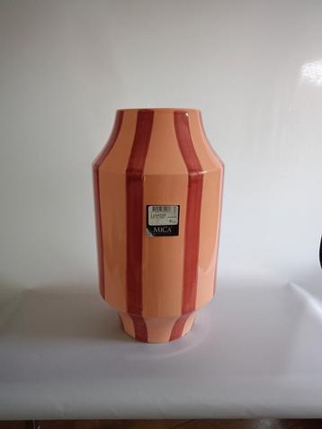 Vaas merk Mica 100% handgemaakt hoogte 38,5 cm beschikbaar voor biedingen