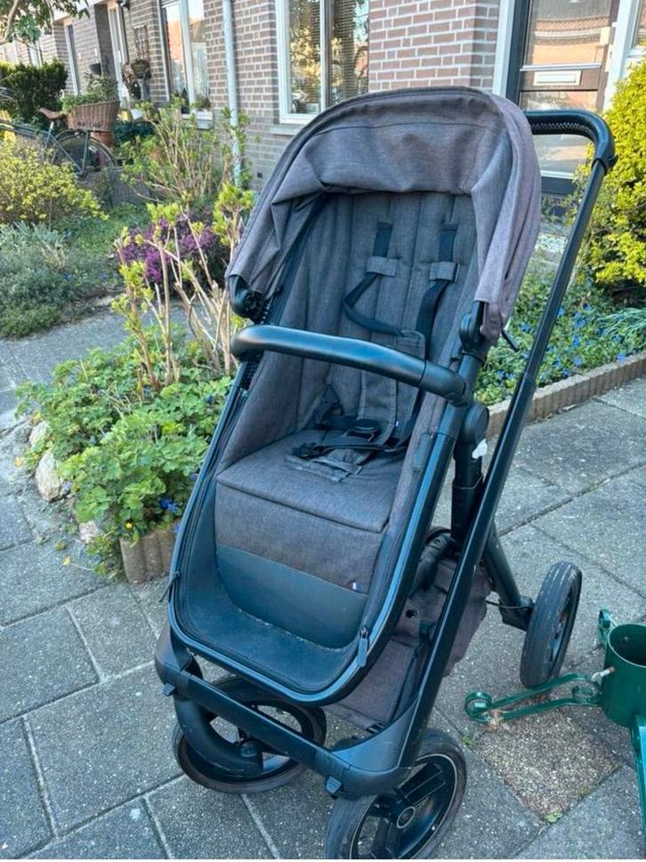 Dubatti kinderwagen E3/E4 inclusief reiswieg, regenhoes., Kinderen en Baby's, Kinderwagens en Combinaties, Gebruikt, Combiwagen