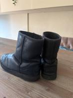 Originele Zwarte glad leren Ugg short boots mt 38, Kleding | Dames, Schoenen, Ophalen of Verzenden, Zo goed als nieuw, Zwart