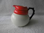 Petrus Regout Maestricht  serail rood melkkannetje, Antiek en Kunst, Antiek | Servies los, Verzenden