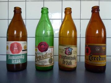 Vier originele bier flessen uit Tsjecho-Slowakije zie foto's beschikbaar voor biedingen