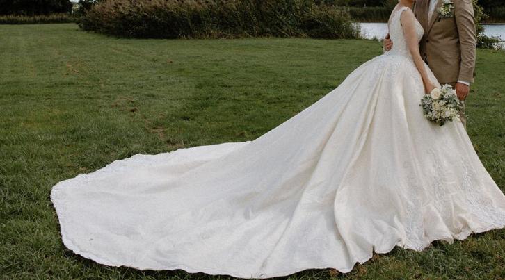 hele mooie (Sisi prinsessen) trouwjurk bruidsjurk, Kleding | Dames, Trouwkleding en Trouwaccessoires, Gedragen, Trouwjurk, Wit