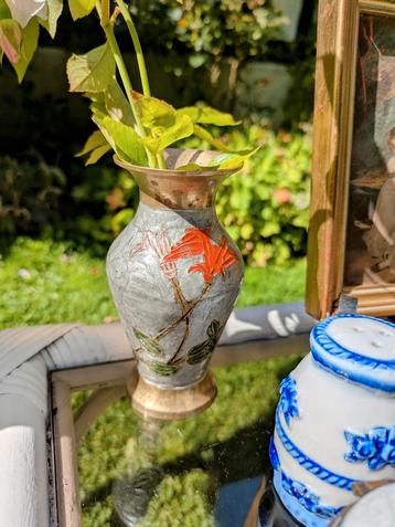 Cloisonne Vaas beschikbaar voor biedingen