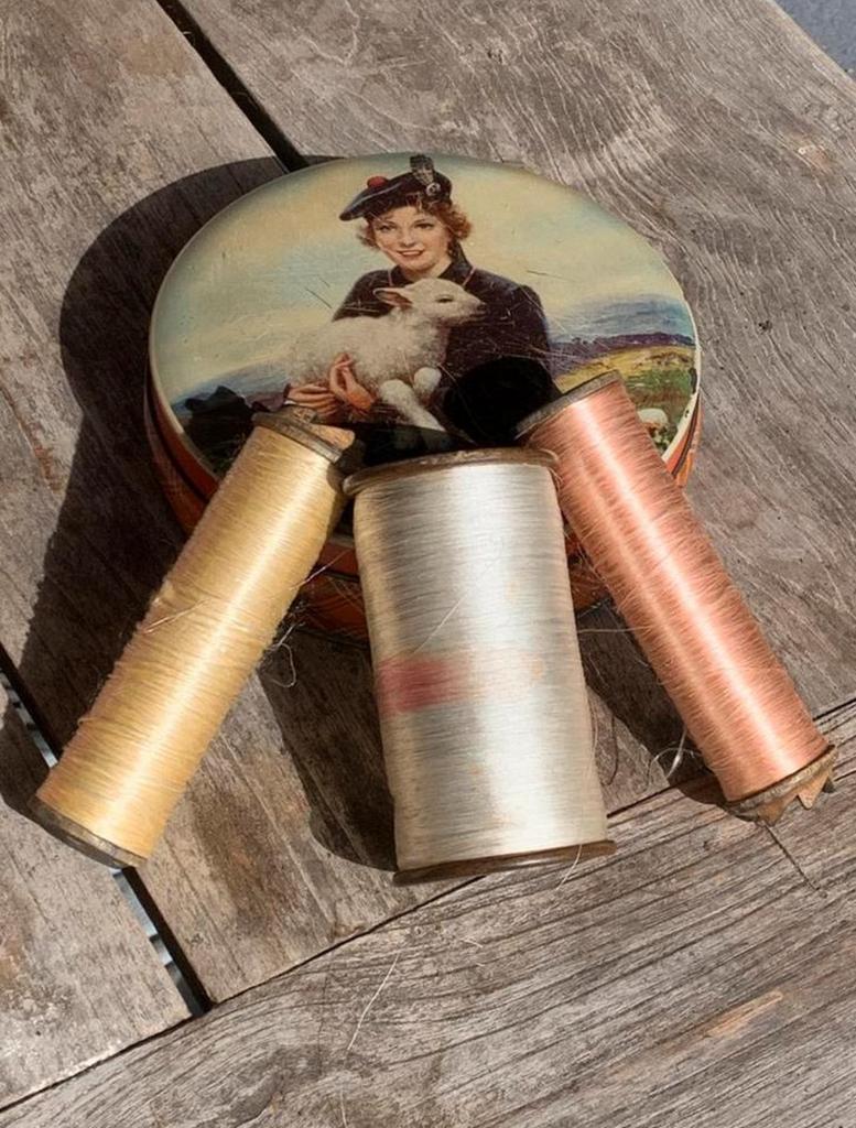 Klosjes garen, Antiek en Kunst, Ophalen of Verzenden