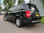 Grand Town&country 3.8i Stow n Go Leer 7p Nav Dvd Tv Inr Mog, Auto's, Chrysler, 145 pk, Grand Voyager, 1848 kg, Grijs