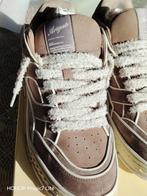 Axel Arigato - Area Lo Piping Sneaker Taupe - 44 - Nieuw, Kleding | Heren, Ophalen, Axel Arigato, Overige kleuren, Nieuw