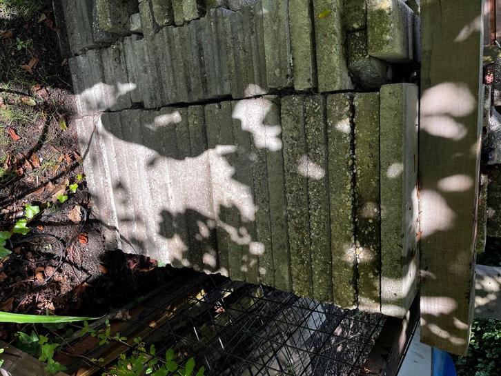 Gratis af te halen: betontegels 50x50, Tuin en Terras, Tegels en Klinkers, Gebruikt, Terrastegels, Beton, 10 m² of meer, Ophalen