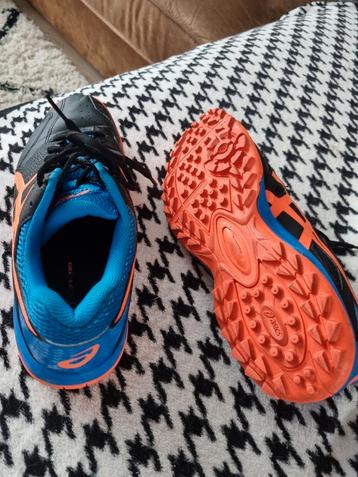 Asics veldschoenen maat 42,5 beschikbaar voor biedingen