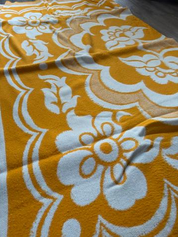 Leiden groot wollen deken 160x200 – lekker voor de winter beschikbaar voor biedingen