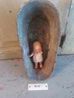 Antiek miniatuur zinken ligbad,emaillebordje, kalkendotpopje, Ophalen of Verzenden