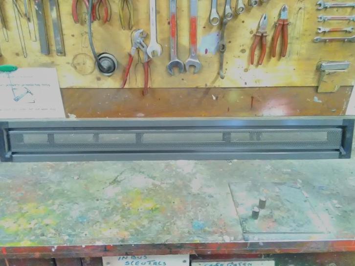 Ventilatierooster 90 x 1080 mm, Doe-het-zelf en Verbouw, Geisers en Boilers, Gebruikt, Ophalen