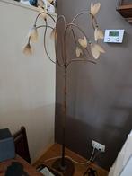 Mooie Staande Lamp met Bloemen Design, Huis en Inrichting, Lampen | Vloerlampen, Gebruikt, Bloemen, Ophalen of Verzenden, Glas