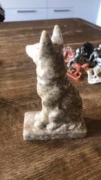Natuur stenen beeldje van (herders) hond made in USSR, Verzamelen, Beelden en Beeldjes, Ophalen of Verzenden, Zo goed als nieuw