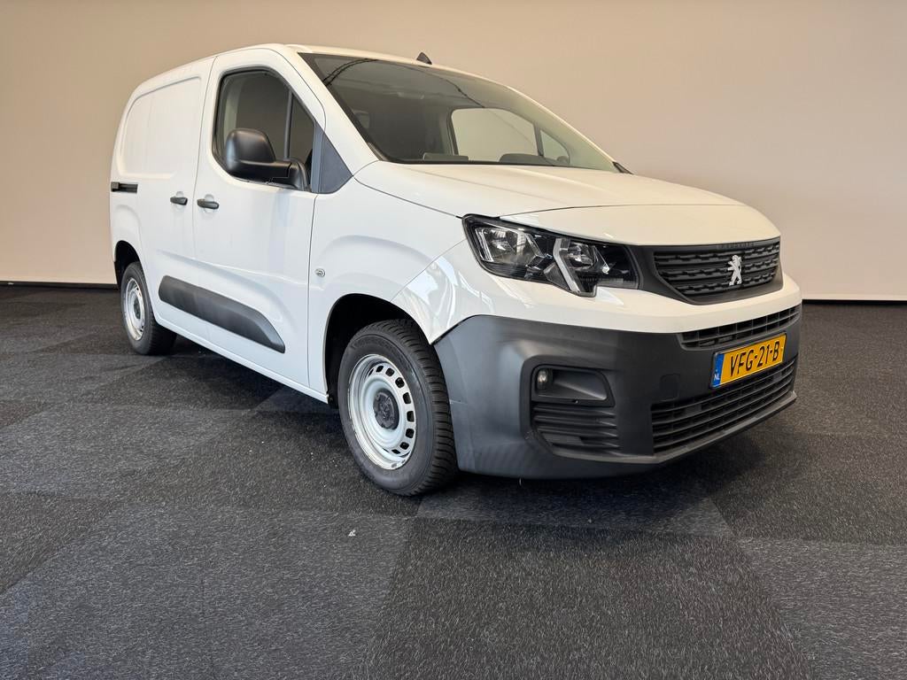 Peugeot PARTNER 1.5 BlueHDi 75 euro 6 airco (bj 2020), Voorwielaandrijving, Gebruikt, 4 cilinders, Wit