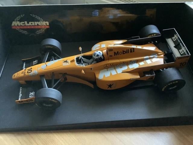 Minichamps McLaren Mercedes F1 Modelauto 1:18, Ophalen of Verzenden