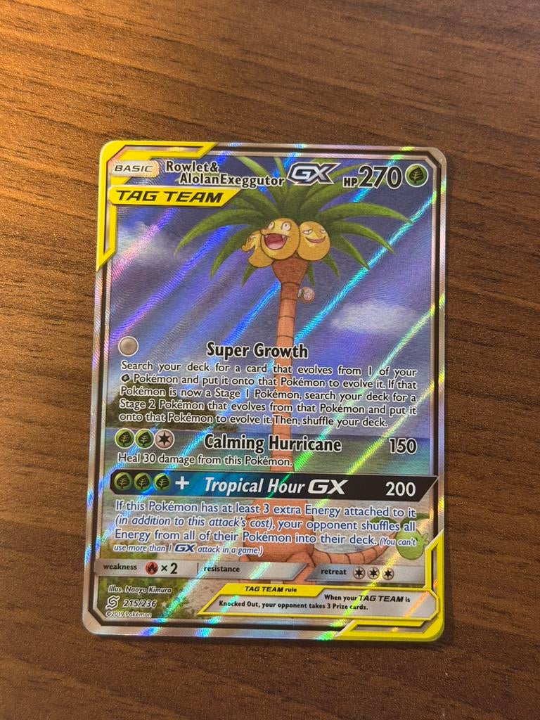 Rowlet & Alolan Exeggutor GX alt art 215/236 mint, Ophalen of Verzenden, Nieuw