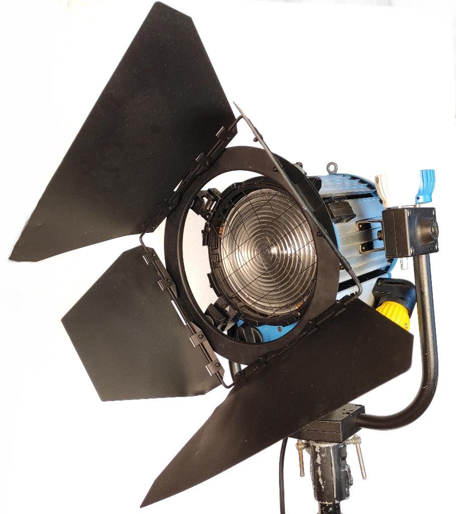 Arri 1kw fresnel filmspot / theater spot, Ophalen of Verzenden, Gebruikt