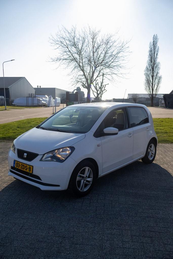 Seat Mii 1.0 44KW 2012 Wit, Auto's, Seat, Voorwielaandrijving, 840 kg, 4 stoelen, Mii
