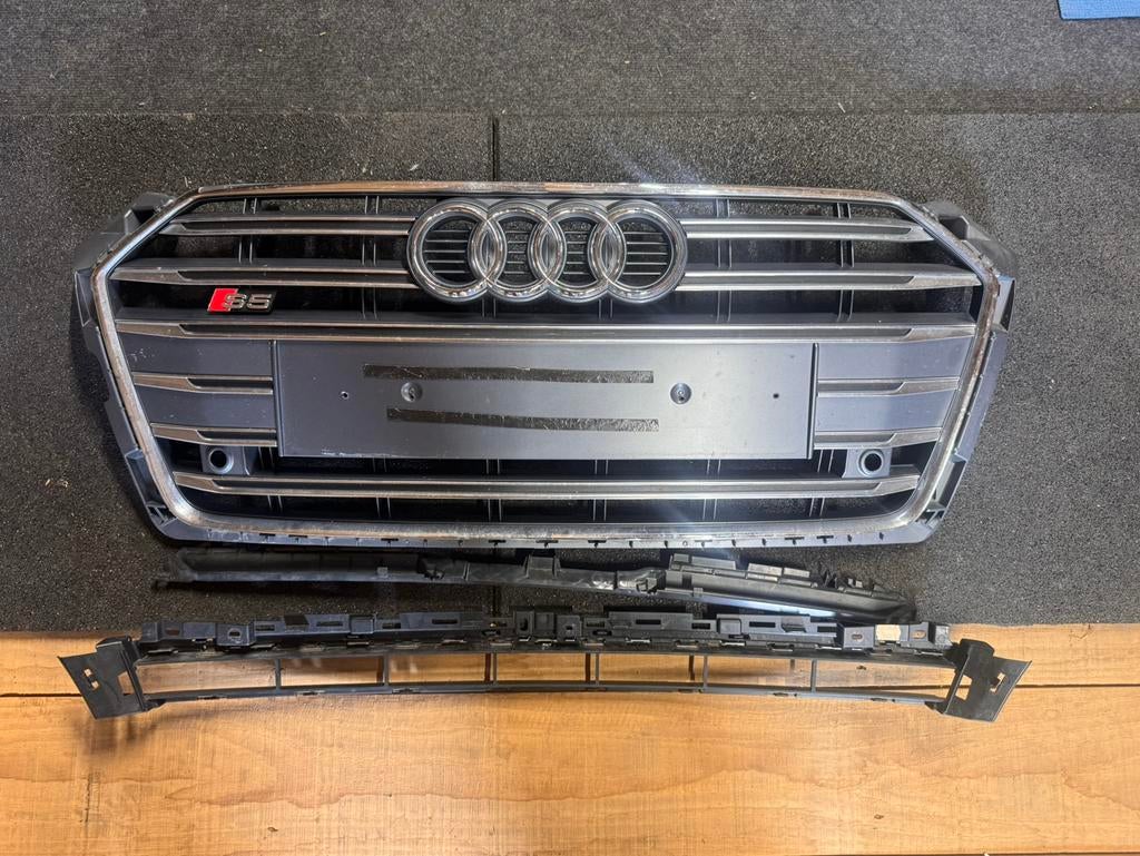 Orginele grill Audi S5 B9 2017-2020, Gebruikt, Voor, Bumper, Audi