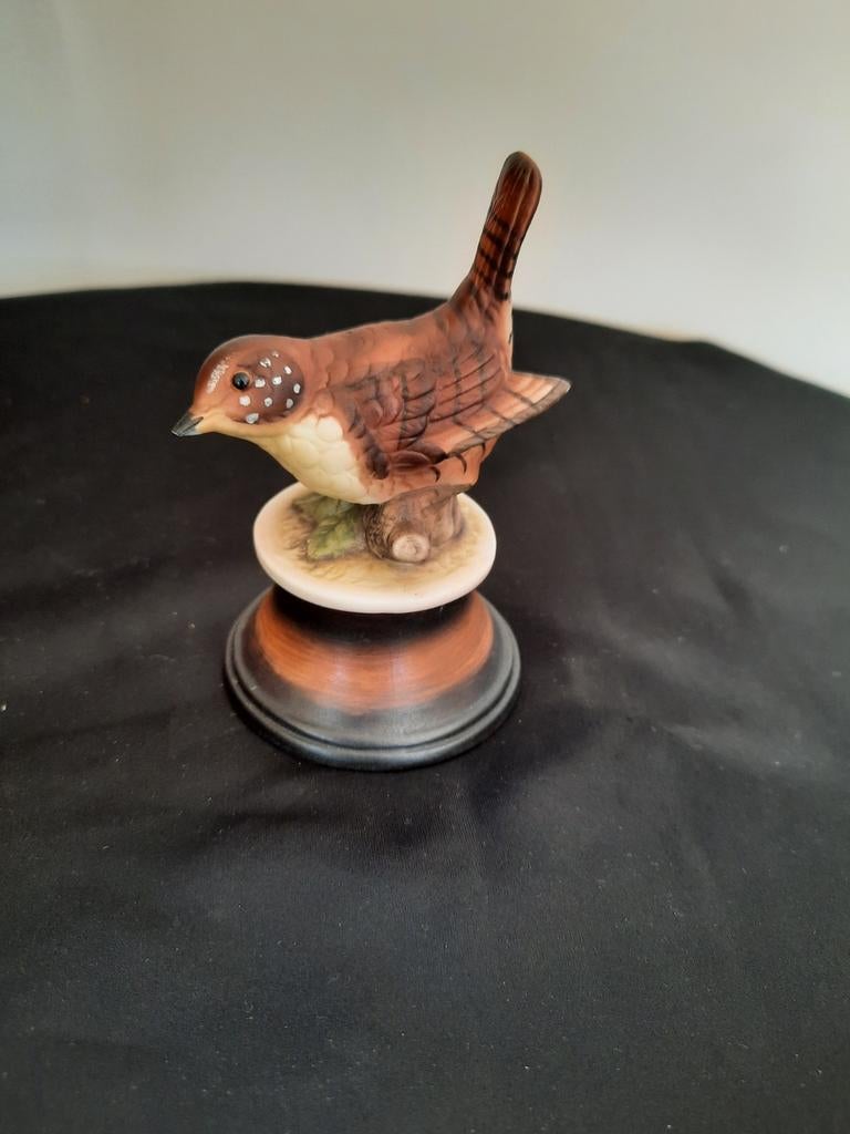 Royal Porseleinen Vogeltje - Nummer 2136, Ophalen of Verzenden