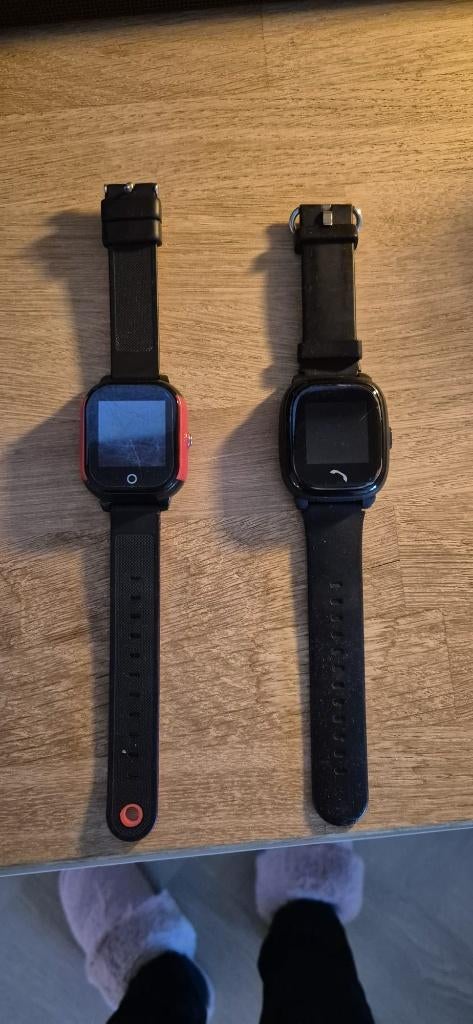 One2track horloge 2x, Ophalen, Zo goed als nieuw, Zwart, Jongen of Meisje