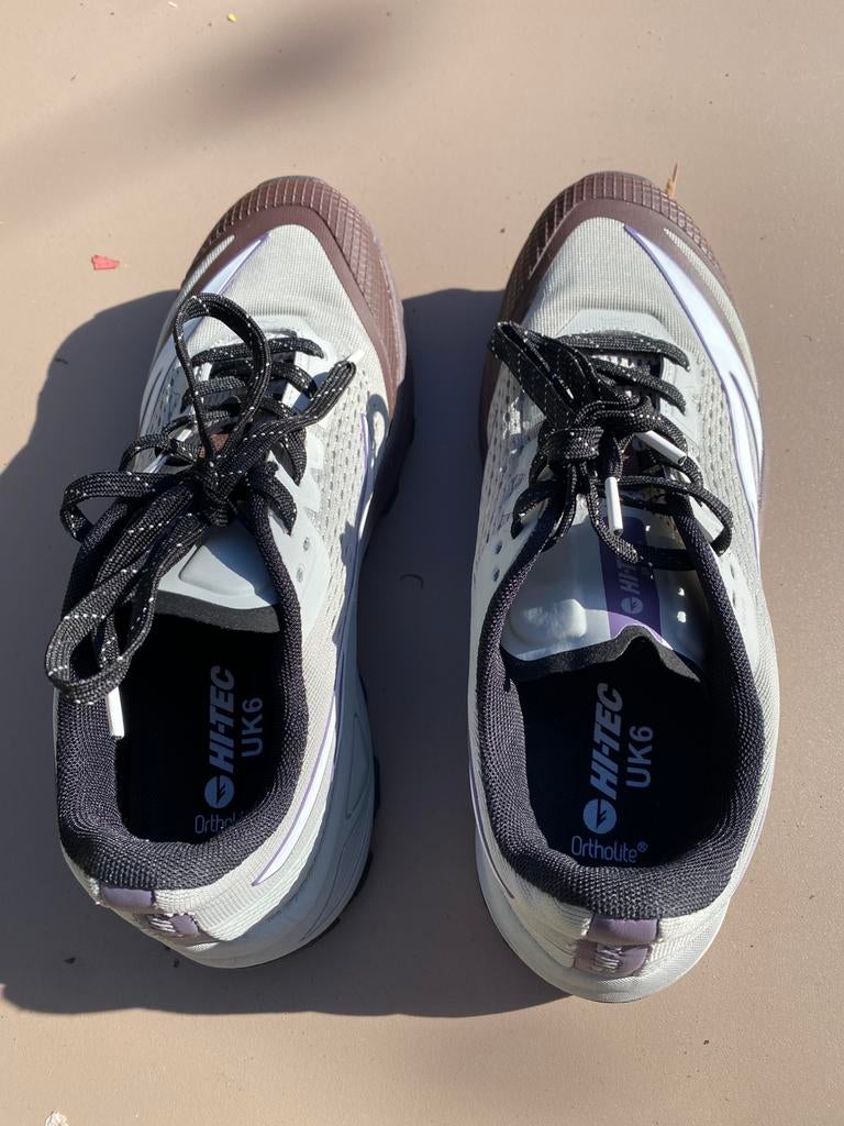 Hi-tec schoenen, Ophalen of Verzenden, Zo goed als nieuw, Schoenen