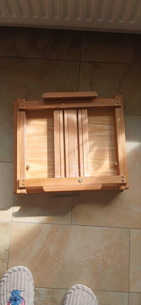 Houten schildersezel, Ophalen, Ezel