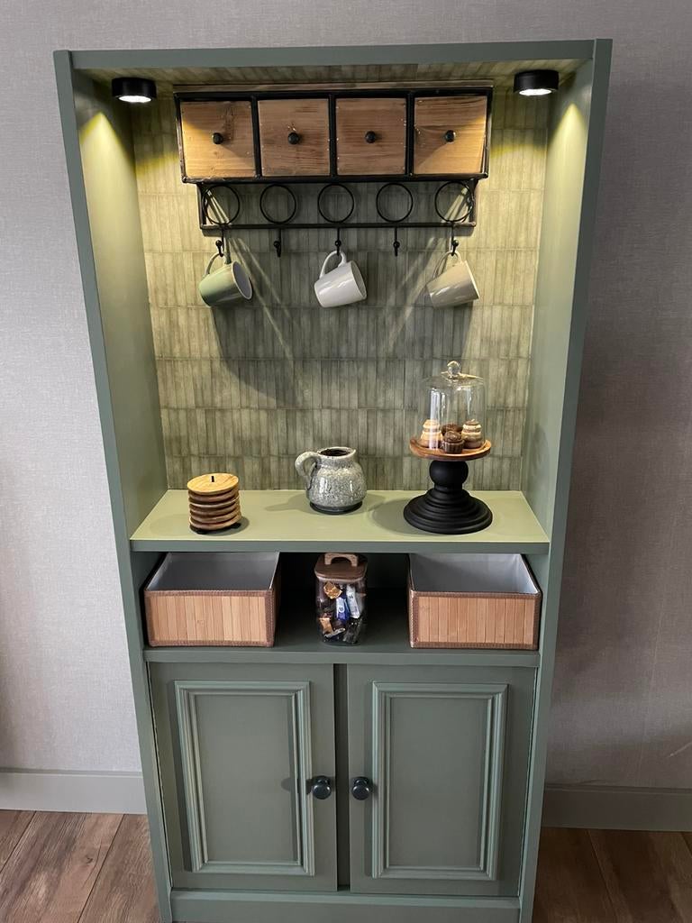 Koffie corner kast, Ophalen, Zo goed als nieuw