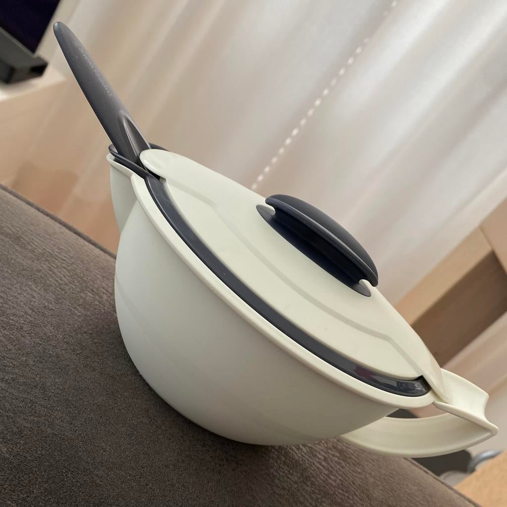 TUPPERWARE THERMO JUS-/SAUS KOM LEPEL, Huis en Inrichting, Keuken | Tupperware, Ophalen of Verzenden, Gebruikt, Overige typen