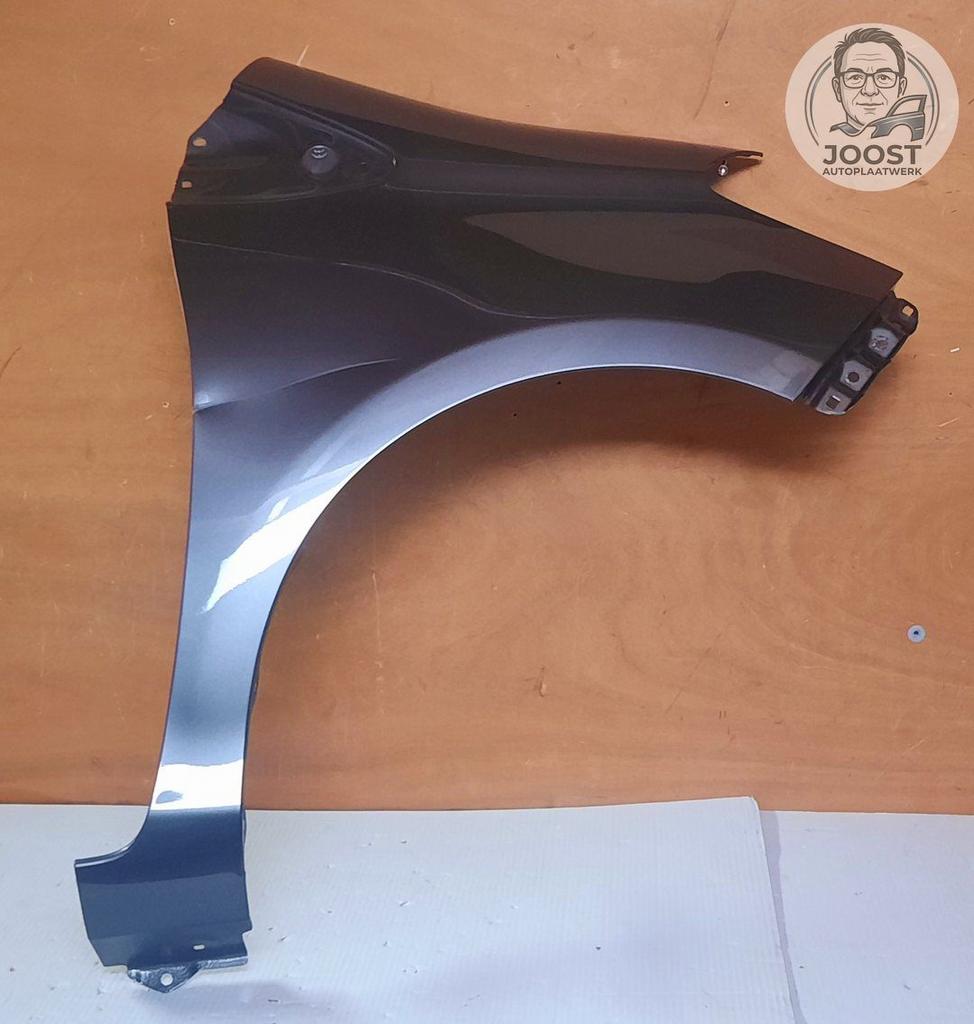 Voorscherm rechts orgineel Toyota Yaris III P13 2010-2020, Auto-onderdelen, Gebruikt, -, Links, Ophalen of Verzenden