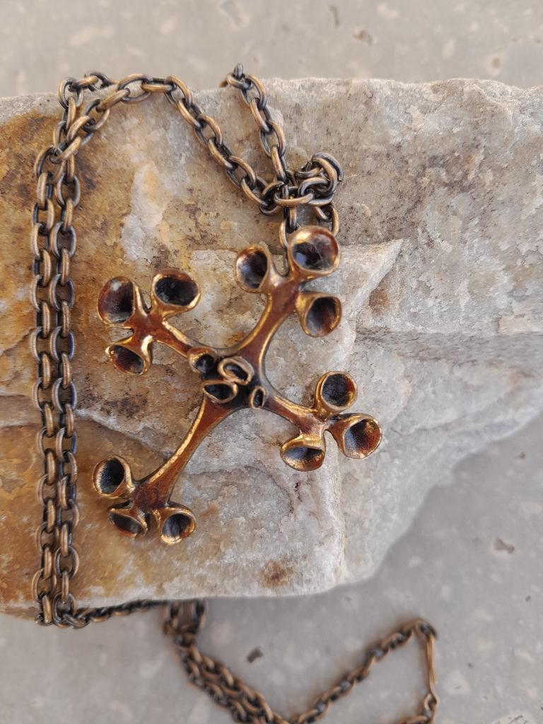 hannu ikonen, Finland,kalevala koru,rendier mos, Verzenden, Brons, Ketting